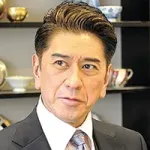 舞台俳優 川﨑麻世