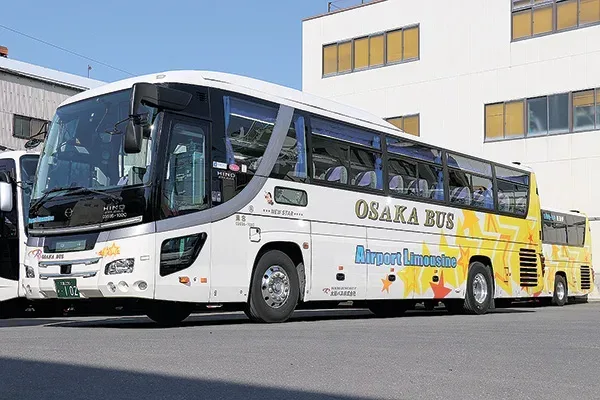 JR大阪駅と神戸空港（神戸市）を結ぶ単独運行の路線バス「神戸空港リムジンバス」