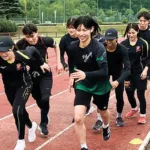 走り込み中の選手たち