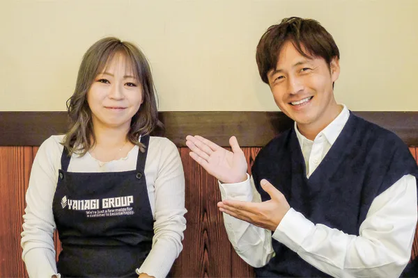 料理家 柳 店主 藤本由香さん（左）と守口支局編集長　U.K.（楠雄二朗）