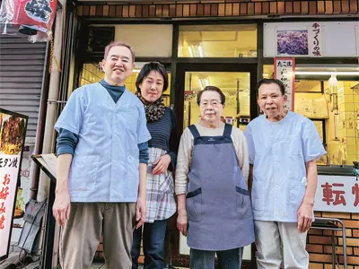 中野店長一家とスタッフさん