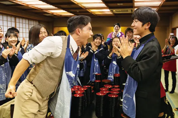 映画「おいしい給食 炎の修学旅行」(公開中) 2025「おいしい給食」製作委員会