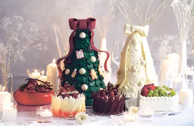 (左奥から)Larmesd'Ange~ひとしずくの祈り~・Memoire ~クリスマスの記憶~・Lumière ~雪にとけた願い~・Plume d'Ange Blanche~白い天使のささやき~・Plume d'Ange Noire~黒い天使の微笑み~・Duo Enchante~天使の二重奏~