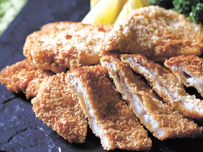 ミラノ風ポークカツレツ ポルチーニソース